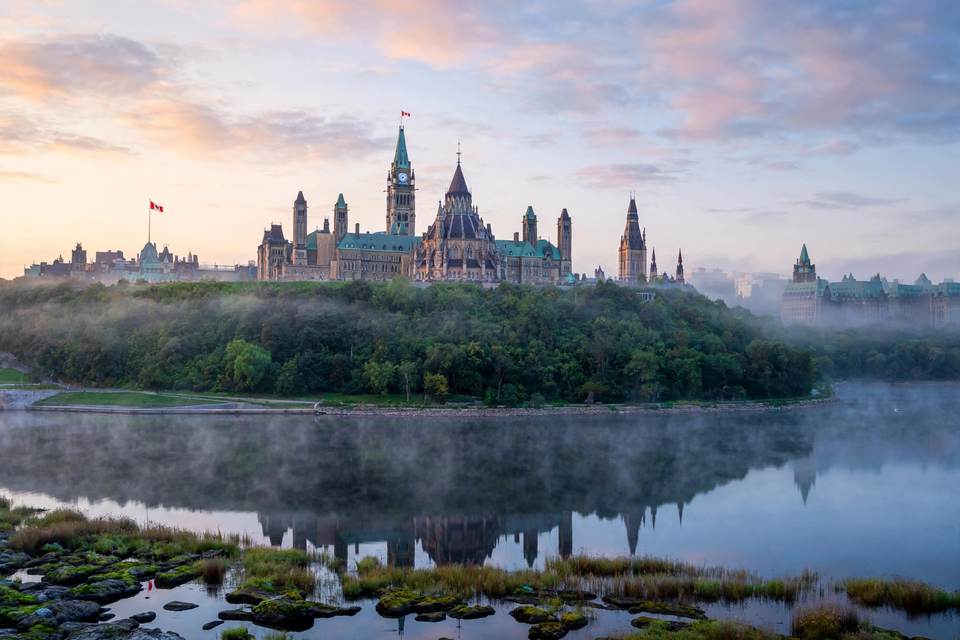 مجتمع مرضى التصلب الجانبي الضموري (ALS) يطالب أوتاوا (Ottawa) باستثمار 50 مليون دولار في أبحاث العلاج