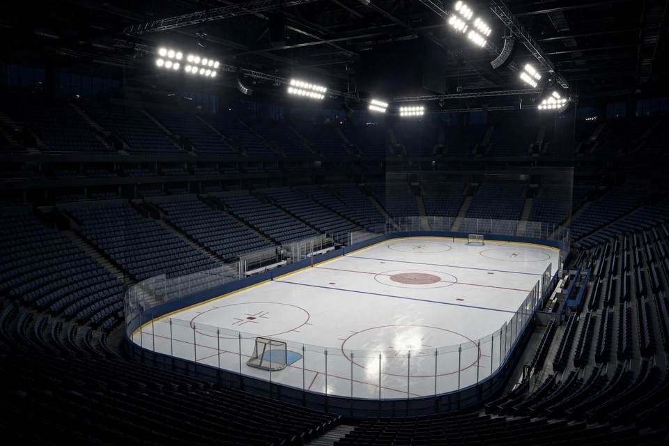 دوري الهوكي (NHL): ديترويت (Detroit) يخطف الفوز من إدمونتون (Edmonton) بركلات الترجيح وكالغاري (Calgary) يوقف سلسلة تورونتو (Toronto)