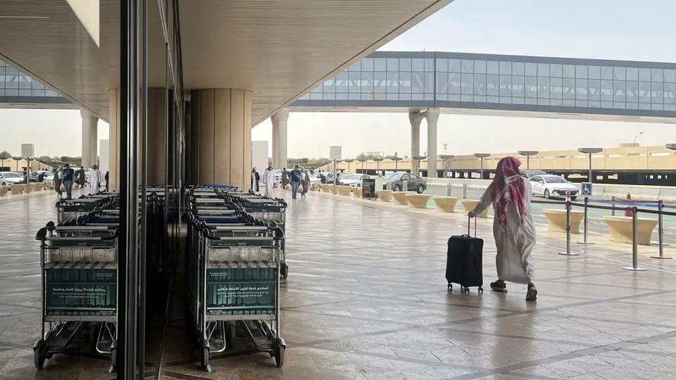 تمديد إغلاق مطار الملك خالد الدولي في الرياض 24 ساعة إضافية بعد هجومين داميين